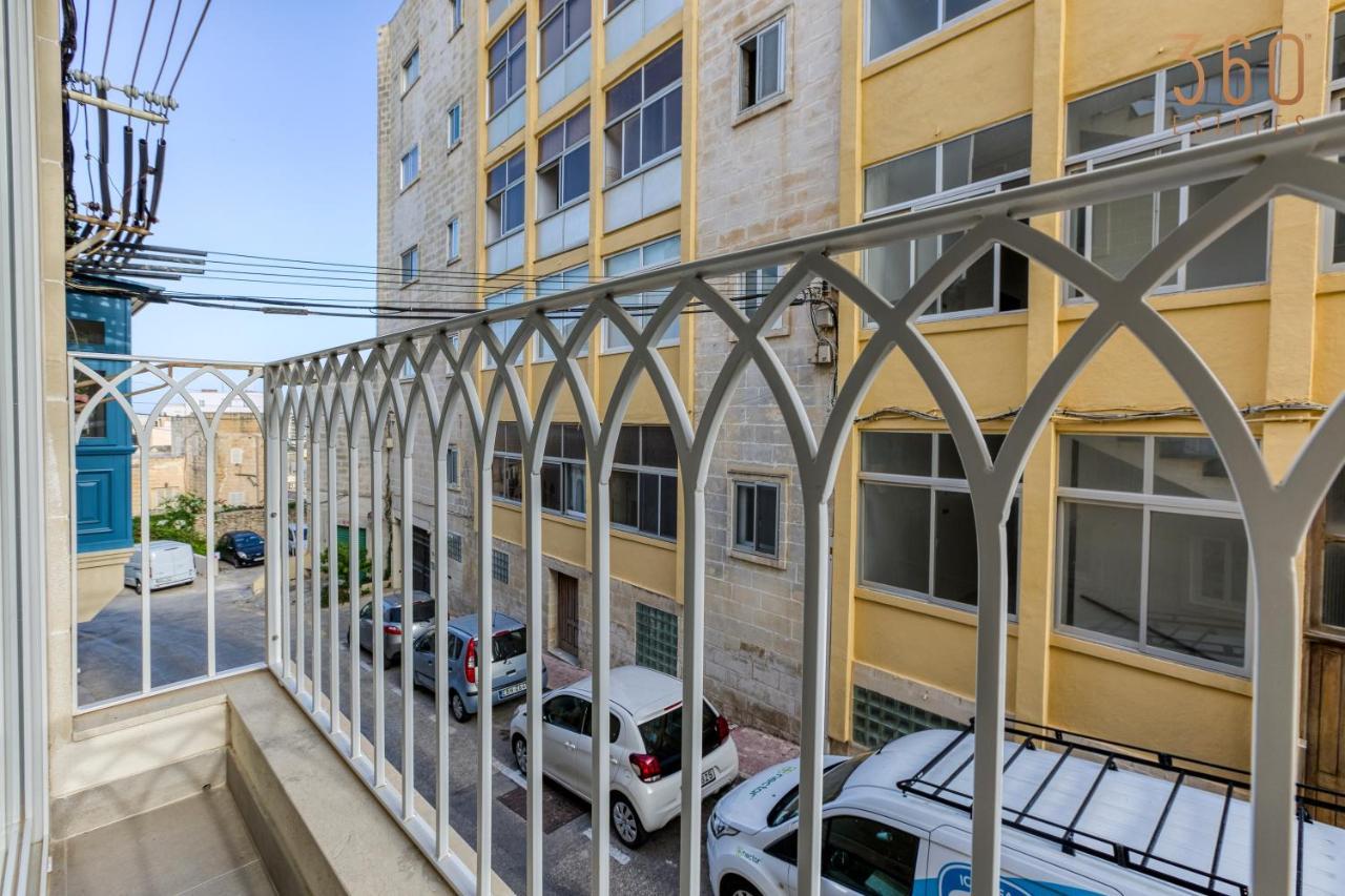 A Lovely 1Br Home With Balcony Just Off The Coast By 360 Estates San Giuliano Esterno foto